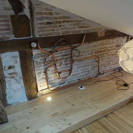 Impasse Du Boeuf 住宿加早餐酒店 拉沃尔